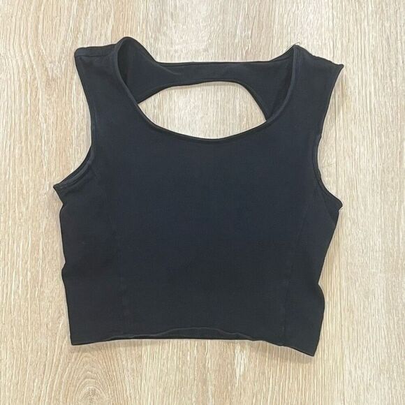 So Black Built in Bra Crop Top, Large Keyhole Cutout Back, Solid, Jrs X-small - Picture 7 of 7